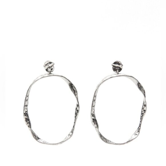 ZARA IRREGULAR HOOP EARRINGS LIMITED EDITION NWT ✨✨✨✨ Celeb style - Picture 4 of 5